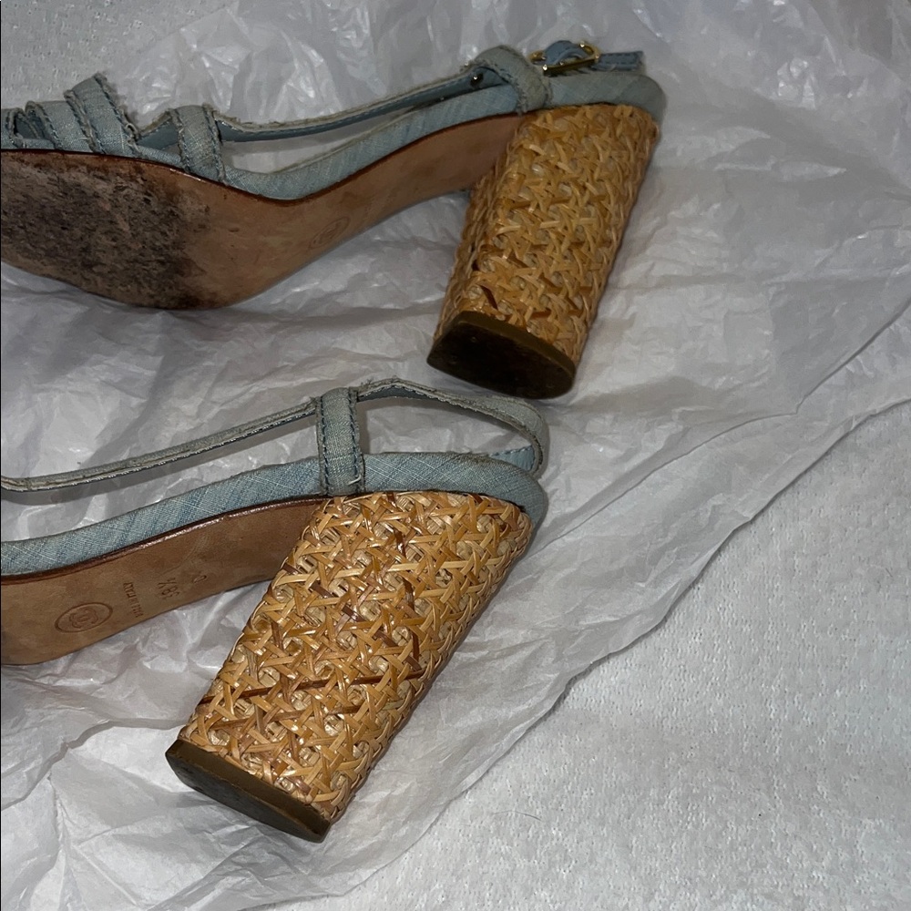 CHANEL Blue Slingback Sandals with Gold-Tone Details - Picture 10 of 16